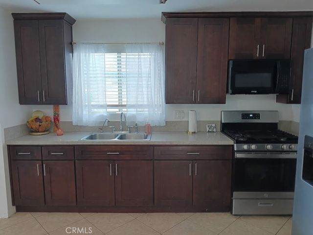 21330 E Calora, Covina, CA 91724