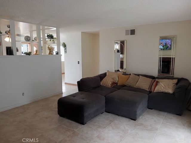 21330 E Calora, Covina, CA 91724