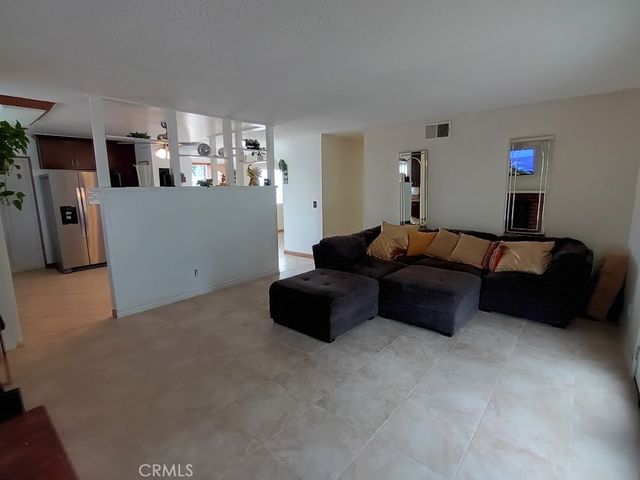 21330 E Calora, Covina, CA 91724