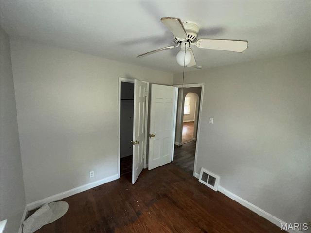 7804 Utica Drive, Hanley Hills, MO 63133