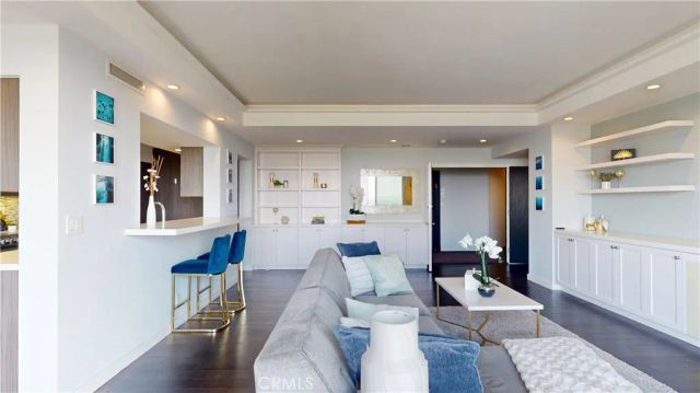 818 N Doheny Drive 908, West Hollywood, CA 90069