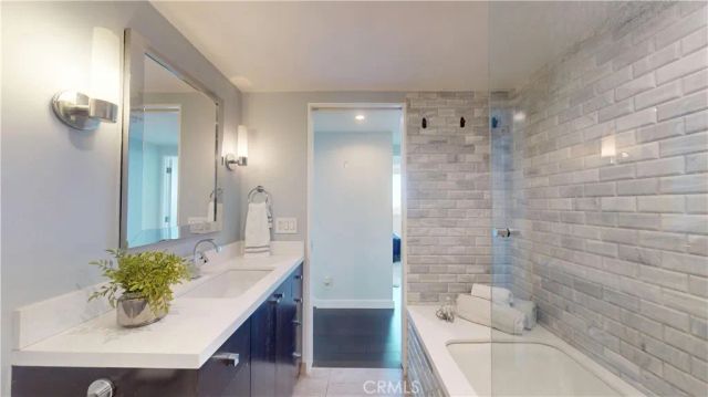 818 N Doheny Drive 908, West Hollywood, CA 90069