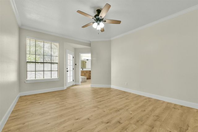 839 Quiet Spring Ln, Houston, TX 77062
