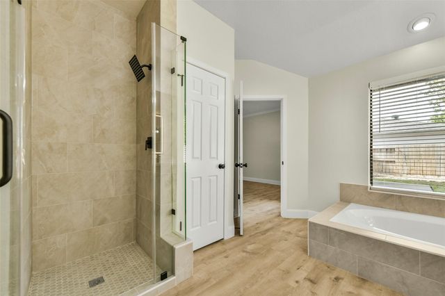 839 Quiet Spring Ln, Houston, TX 77062