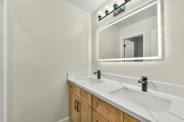 839 Quiet Spring Ln, Houston, TX 77062