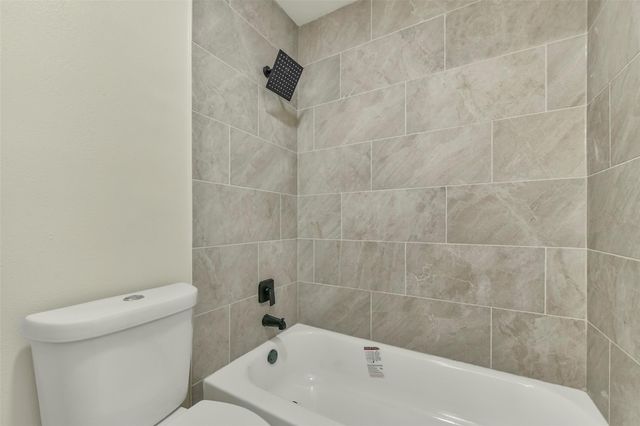 839 Quiet Spring Ln, Houston, TX 77062
