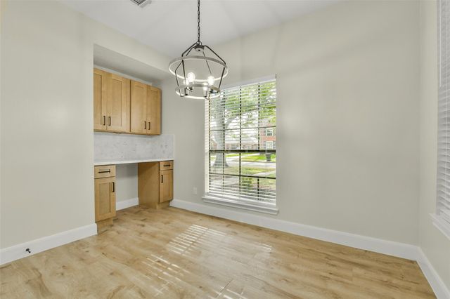 839 Quiet Spring Ln, Houston, TX 77062