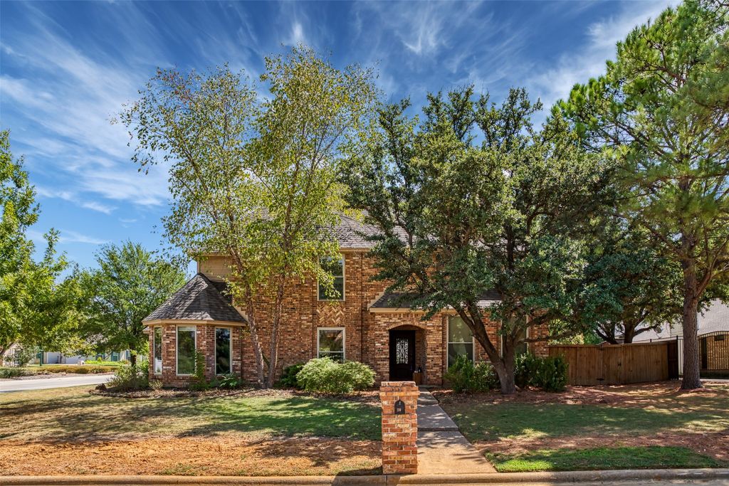 20 Creekmere Drive, Trophy Club, TX 76262 — exterior