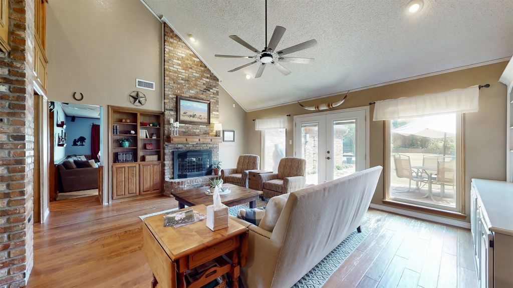 20 Creekmere Drive, Trophy Club, TX 76262 — photo 4