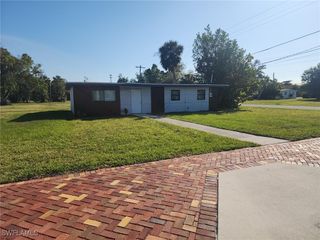 404 Hargreaves AVE, Punta Gorda, FL 33950