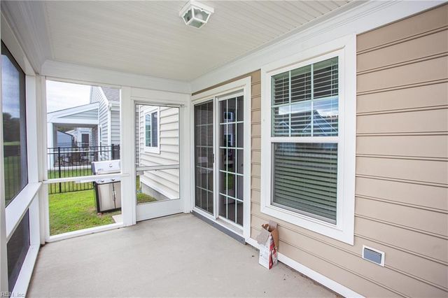 194 Norfleet LN, Suffolk, VA 23434