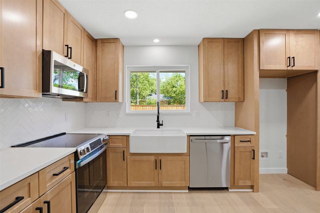 1604 Nantucket Drive, Richardson, TX 75080