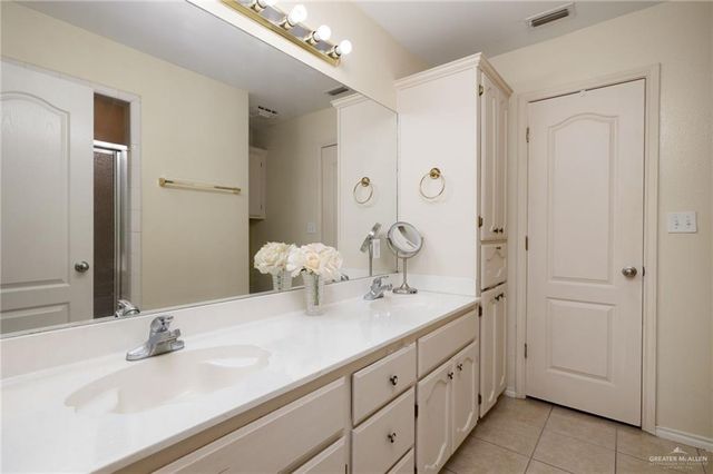 3117 N Kenyon Road, Edinburg, TX 78542