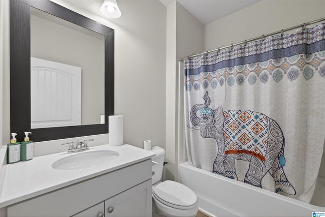 8036 KENSINGTON TRAIL, Calera, AL 35040