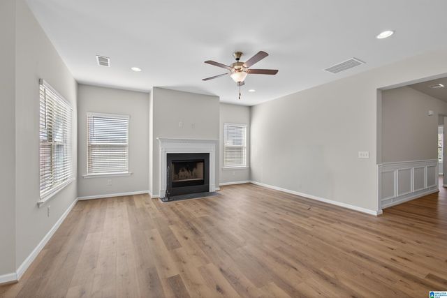 8036 KENSINGTON TRAIL, Calera, AL 35040