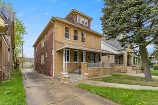 5527 CHALMERS Street, Detroit, MI 48213