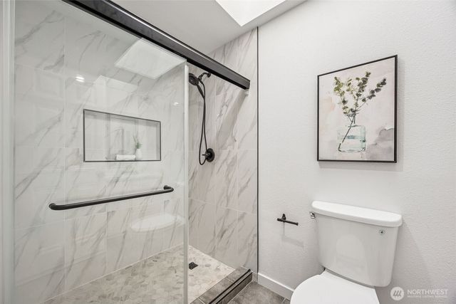 7002 42nd Avenue S, Seattle, WA 98118