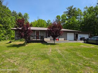3841 State Highway 30, Mayfield, NY 12010