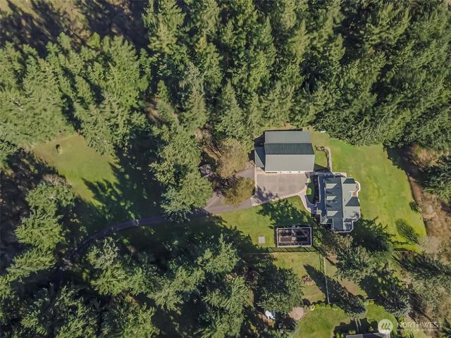 528 Waynes Ridge Circle, Camano Island, WA 98282