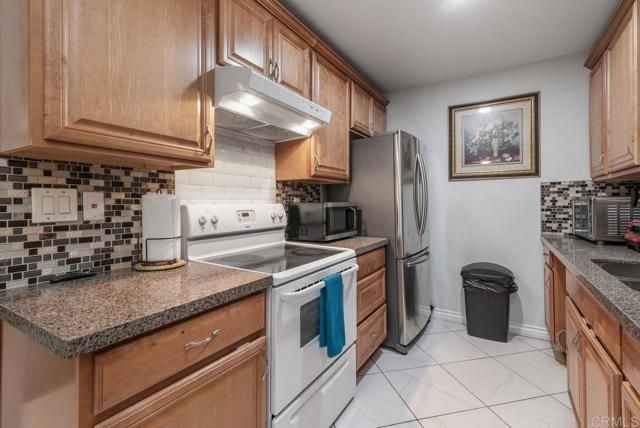 2340 Hosp Way 120, Carlsbad, CA 92008