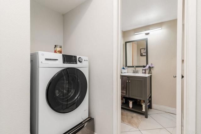 2340 Hosp Way 120, Carlsbad, CA 92008