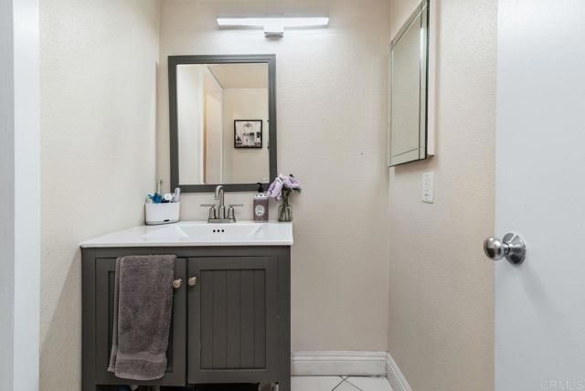 2340 Hosp Way 120, Carlsbad, CA 92008