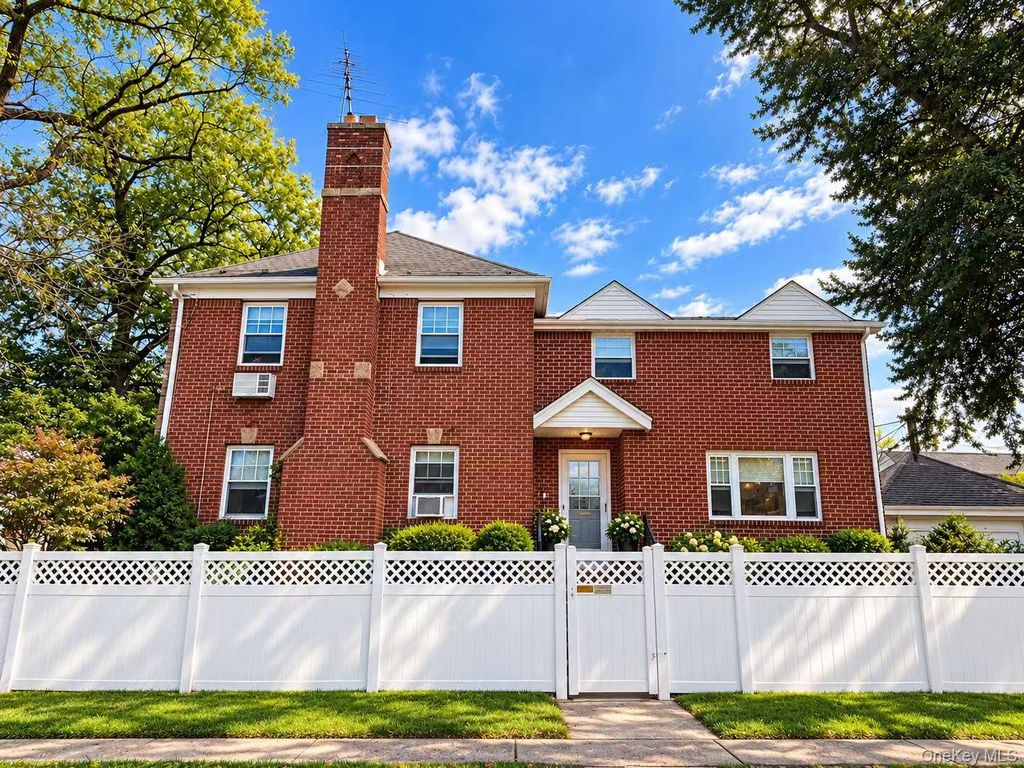 120-02 9th Avenue, College Point, NY 11356 — photo 2