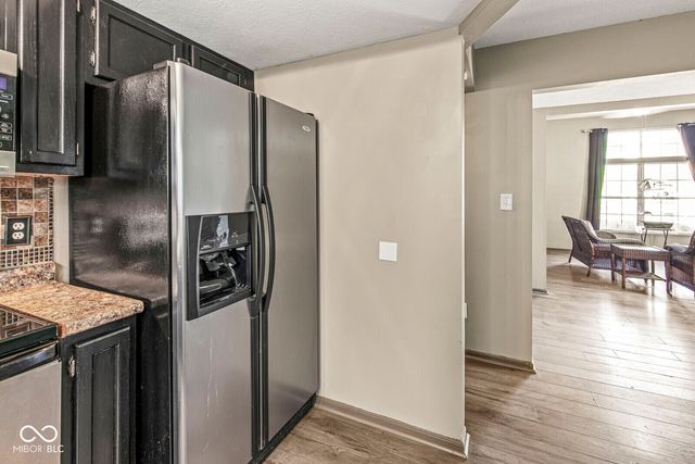 8052 Snug Harbor Lane, Indianapolis, IN 46227