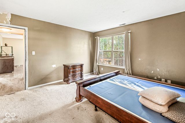 8052 Snug Harbor Lane, Indianapolis, IN 46227