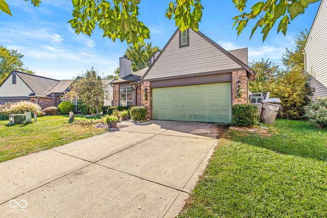 8052 Snug Harbor Lane, Indianapolis, IN 46227