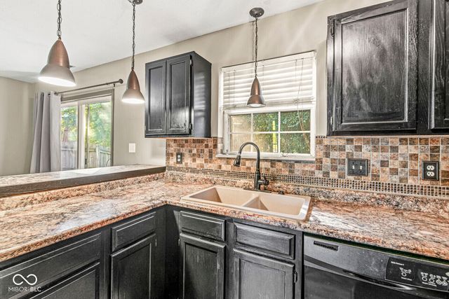 8052 Snug Harbor Lane, Indianapolis, IN 46227