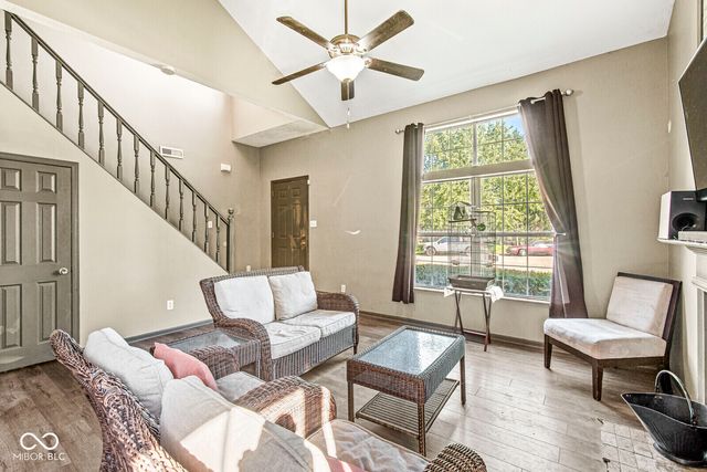 8052 Snug Harbor Lane, Indianapolis, IN 46227