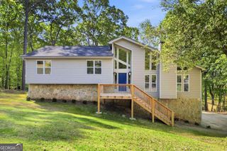 6870 Creekwood Drive, Douglasville, GA 30135