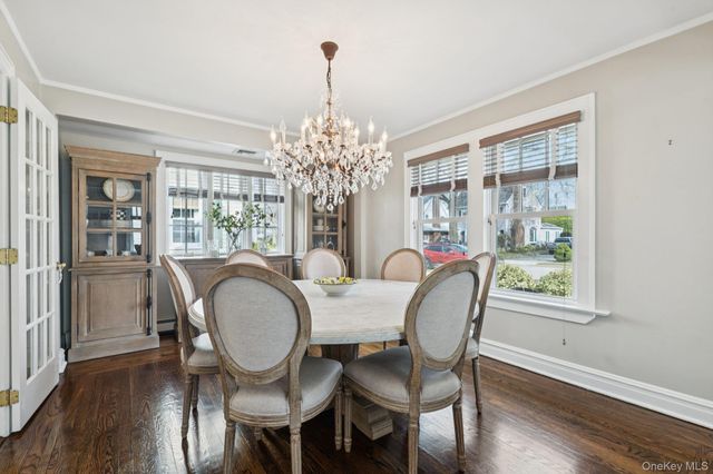 82 Adams Street, Garden City, NY 11530