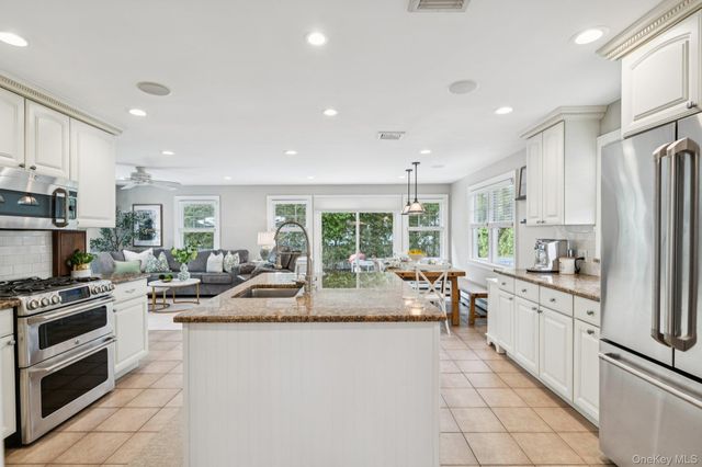 82 Adams Street, Garden City, NY 11530