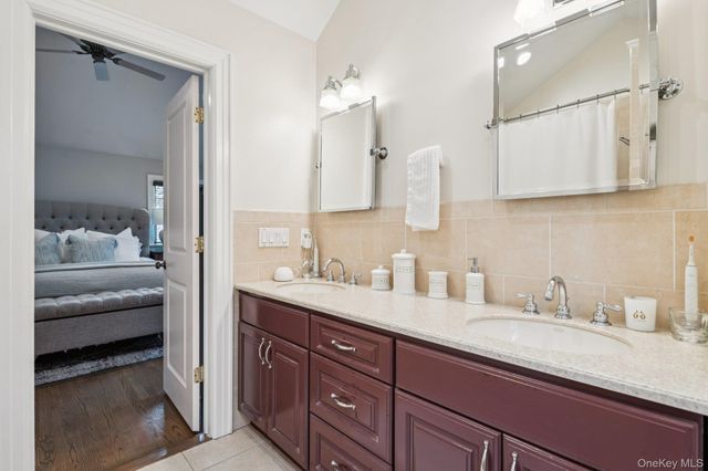 82 Adams Street, Garden City, NY 11530