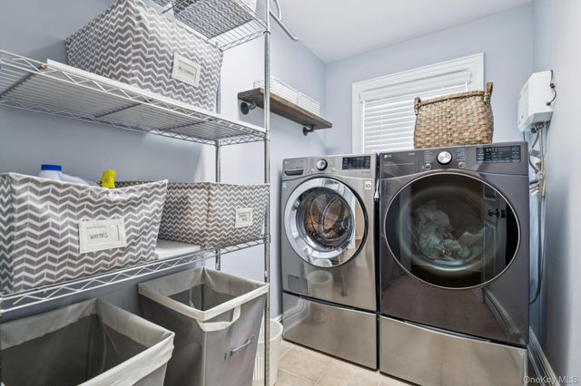 82 Adams Street, Garden City, NY 11530