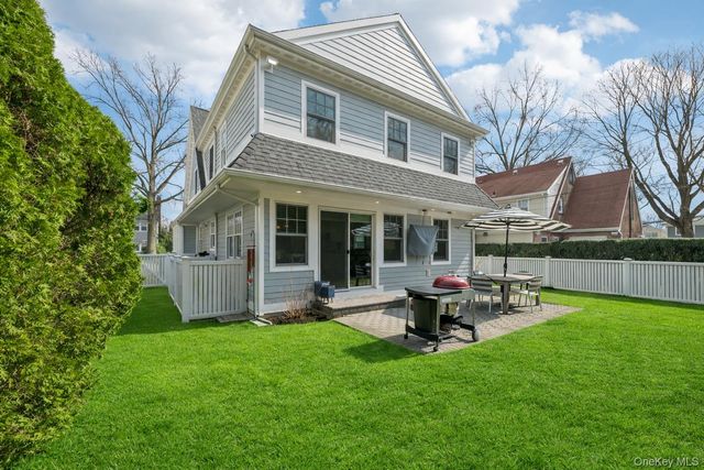 82 Adams Street, Garden City, NY 11530