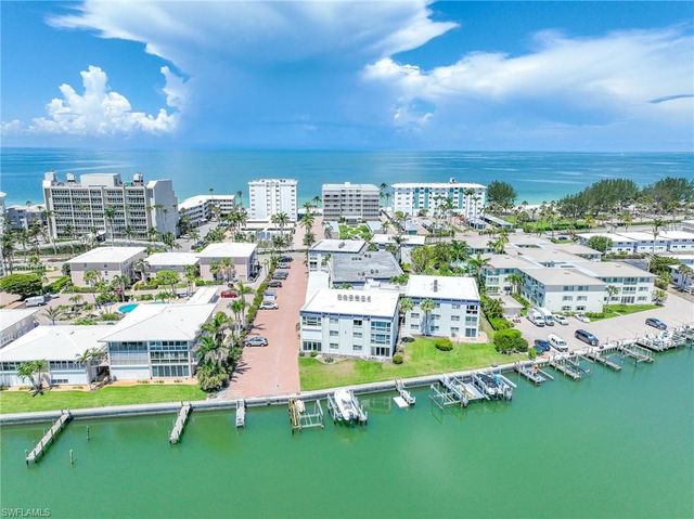 1930 Gulf Shore BLVD N A302-S, Naples, FL 34102