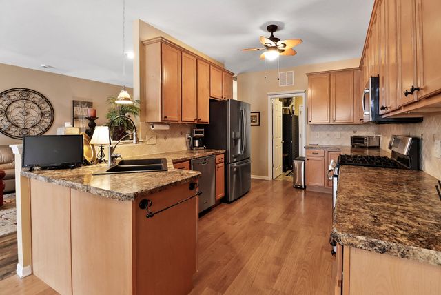 1274 Poppyfield Place, Schererville, IN 46375