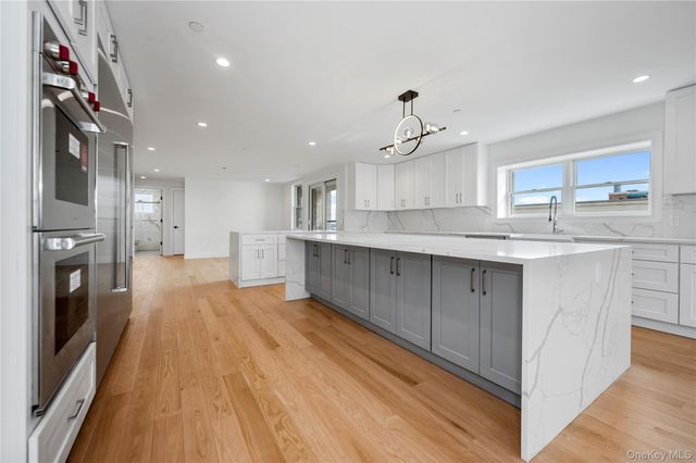 50 W Broadway 1001, Long Beach, NY 11561