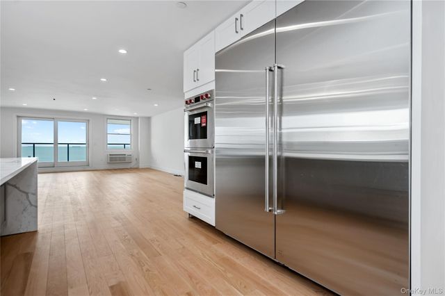 50 W Broadway 1001, Long Beach, NY 11561