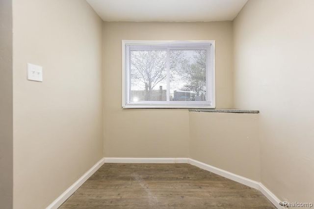 564 Marquette Drive, Detroit, MI 48214