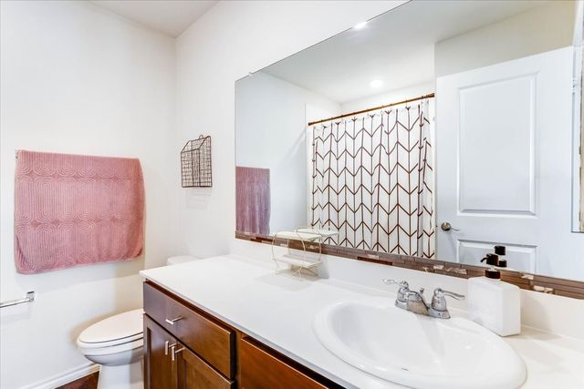 220 Evers Way, Denton, TX 76207