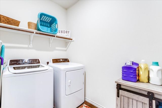 220 Evers Way, Denton, TX 76207