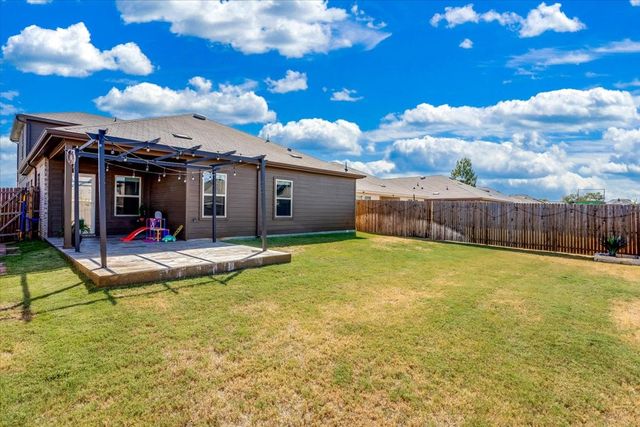 220 Evers Way, Denton, TX 76207