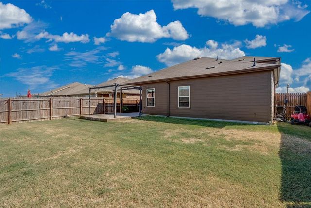 220 Evers Way, Denton, TX 76207