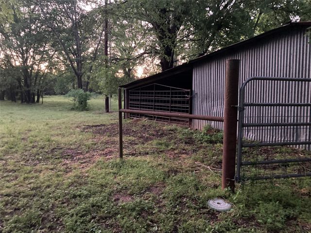 431 County Road 2715, Mt Pleasant, TX 75455