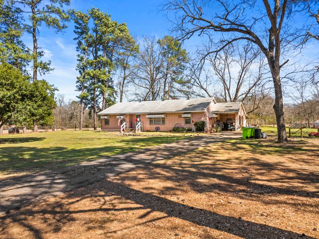 431 County Road 2715, Mt Pleasant, TX 75455