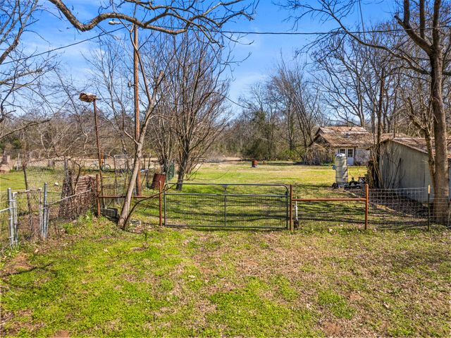 431 County Road 2715, Mt Pleasant, TX 75455